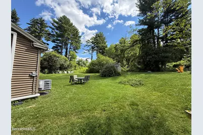 10 Mahkeenac Terr, Stockbridge, MA 01262 - Photo 37