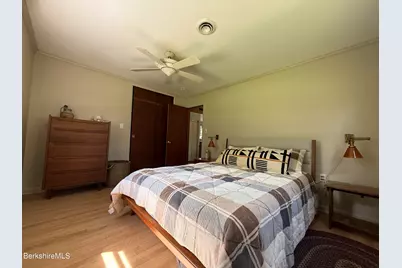 10 Mahkeenac Terr, Stockbridge, MA 01262 - Photo 43