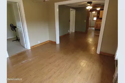 2 West Kittler Ave, Adams, MA 01220 - Photo 11