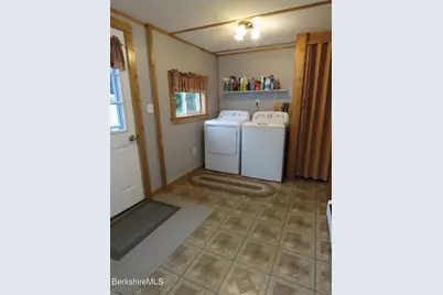 2 West Kittler Ave, Adams, MA 01220 - Photo 23