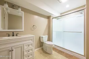 208 Karen Dr, Pittsfield, MA 01201 - Photo 33