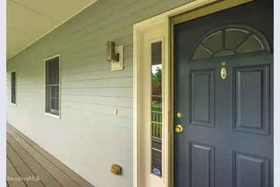 208 Karen Dr, Pittsfield, MA 01201 - Photo 7