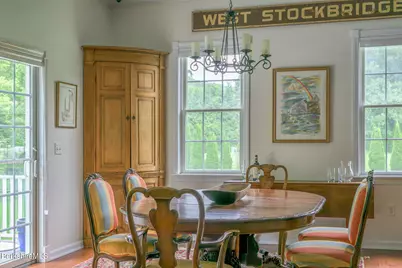 208 Karen Dr, Pittsfield, MA 01201 - Photo 13