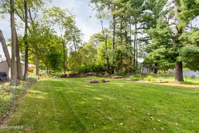62 Easton Ave, Pittsfield, MA 01201 - Photo 7