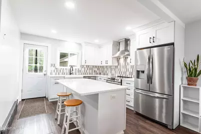 62 Easton Ave, Pittsfield, MA 01201 - Photo 11