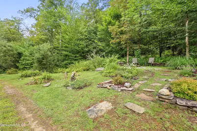 140 Leland Rd, Becket, MA 01223 - Photo 9