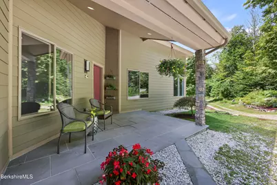 140 Leland Rd, Becket, MA 01223 - Photo 7