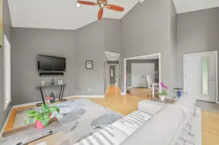 140 Leland Rd, Becket, MA 01223 - Photo 15