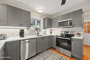 229 Hamilton Rd, Becket, MA 01223 - Photo 23