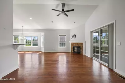 23 Aspen Way, Pittsfield, MA 01201 - Photo 19