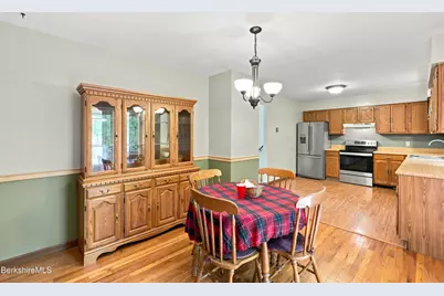 78 Oakhurst Ave, Pittsfield, MA 01201 - Photo 15