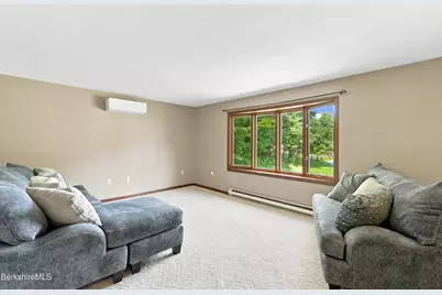 78 Oakhurst Ave, Pittsfield, MA 01201 - Photo 7