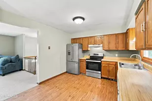 78 Oakhurst Ave, Pittsfield, MA 01201 - Photo 13
