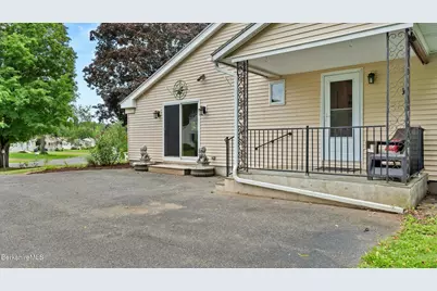 53 Greenings Ave, Pittsfield, MA 01201 - Photo 47