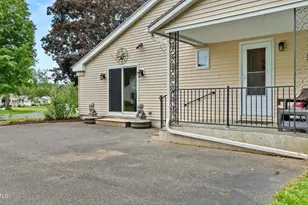 53 Greenings Ave, Pittsfield, MA 01201 - Photo 47