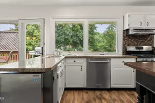 53 Greenings Ave, Pittsfield, MA 01201 - Photo 13