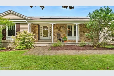 53 Greenings Ave, Pittsfield, MA 01201 - Photo 5