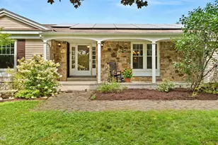 53 Greenings Ave, Pittsfield, MA 01201 - Photo 5