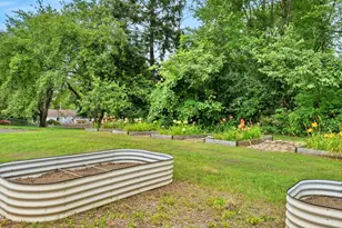 53 Greenings Ave, Pittsfield, MA 01201 - Photo 45
