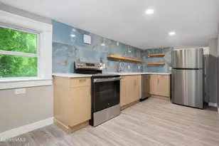 181/183 North St, Williamstown, MA 01267 - Photo 35