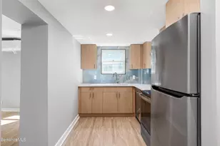 181/183 North St, Williamstown, MA 01267 - Photo 29