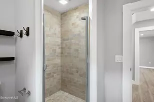 181/183 North St, Williamstown, MA 01267 - Photo 37