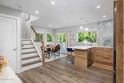 181/183 North St, Williamstown, MA 01267 - Photo 5