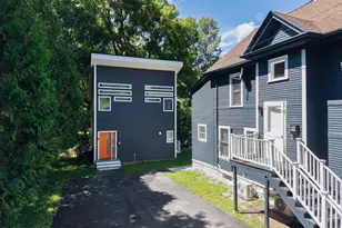 181/183 North St, Williamstown, MA 01267 - Photo 3