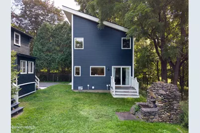 181/183 North St, Williamstown, MA 01267 - Photo 23
