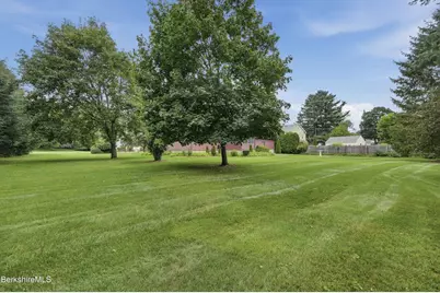 149 Longview Ter, Pittsfield, MA 01201 - Photo 57