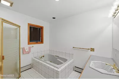 149 Longview Ter, Pittsfield, MA 01201 - Photo 29
