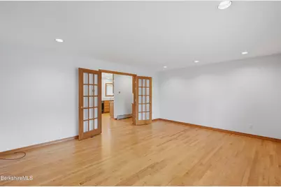 149 Longview Ter, Pittsfield, MA 01201 - Photo 19