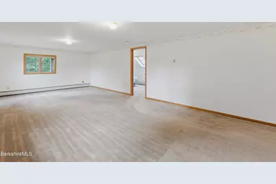 149 Longview Ter, Pittsfield, MA 01201 - Photo 31