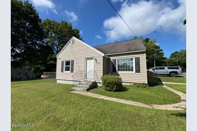1303 North St, Pittsfield, MA 01201 - Photo 1