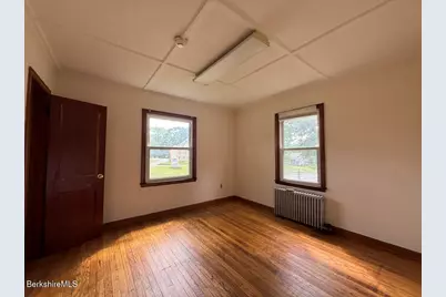 1303 North St, Pittsfield, MA 01201 - Photo 11