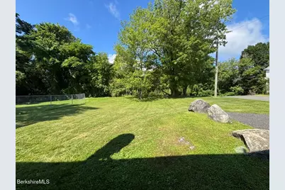 1303 North St, Pittsfield, MA 01201 - Photo 7