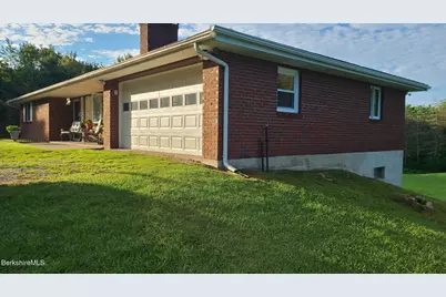 220 E Windsor Rd, Peru, MA 01235 - Photo 67