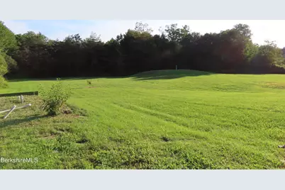 220 E Windsor Rd, Peru, MA 01235 - Photo 43