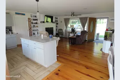 220 E Windsor Rd, Peru, MA 01235 - Photo 13