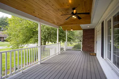 139 Mountain Dr, Pittsfield, MA 01201 - Photo 9