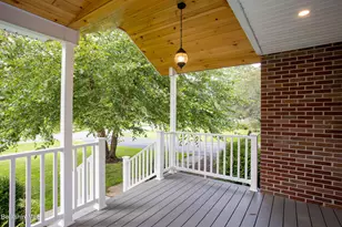 139 Mountain Dr, Pittsfield, MA 01201 - Photo 7