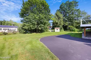17 Howe Rd, Pittsfield, MA 01201 - Photo 29