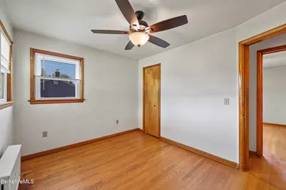 17 Howe Rd, Pittsfield, MA 01201 - Photo 15