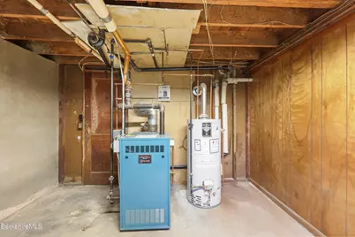 17 Howe Rd, Pittsfield, MA 01201 - Photo 21