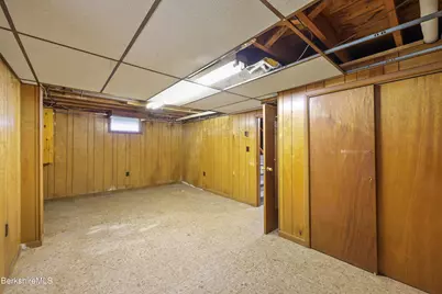 17 Howe Rd, Pittsfield, MA 01201 - Photo 23