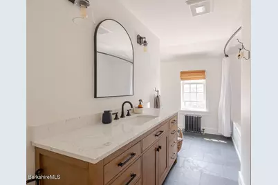 27 Rosseter St, Great Barrington, MA 01230 - Photo 23