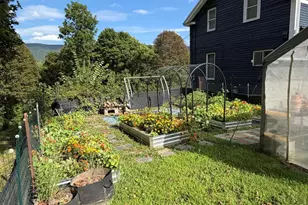 427 State St, North Adams, MA 01247 - Photo 9