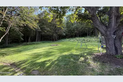 427 State St, North Adams, MA 01247 - Photo 5