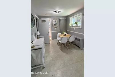 427 State St, North Adams, MA 01247 - Photo 29