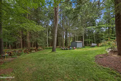 18 Hemlock Hill Rd, Great Barrington, MA 01230 - Photo 41